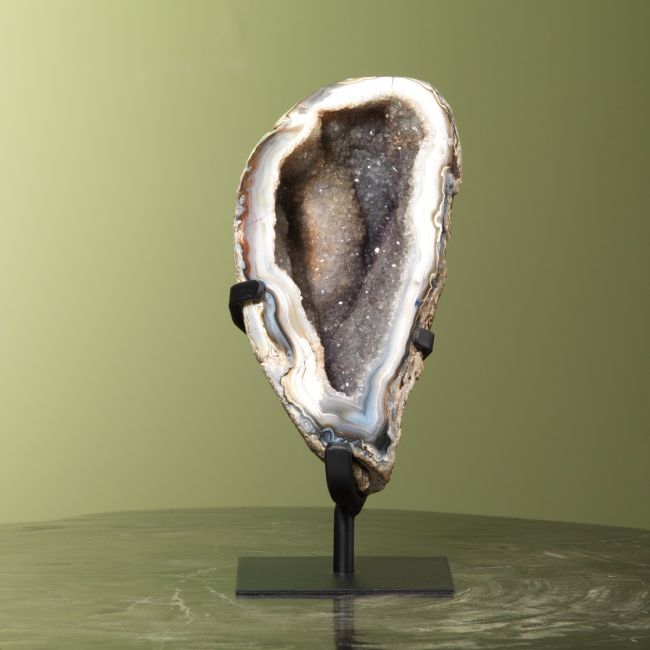 0024 Agaat op Standaard